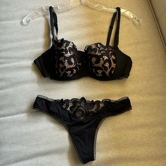 Calvin Klein Black Other - NWOT Calvin Klein Black Label Lace Lingerie Set